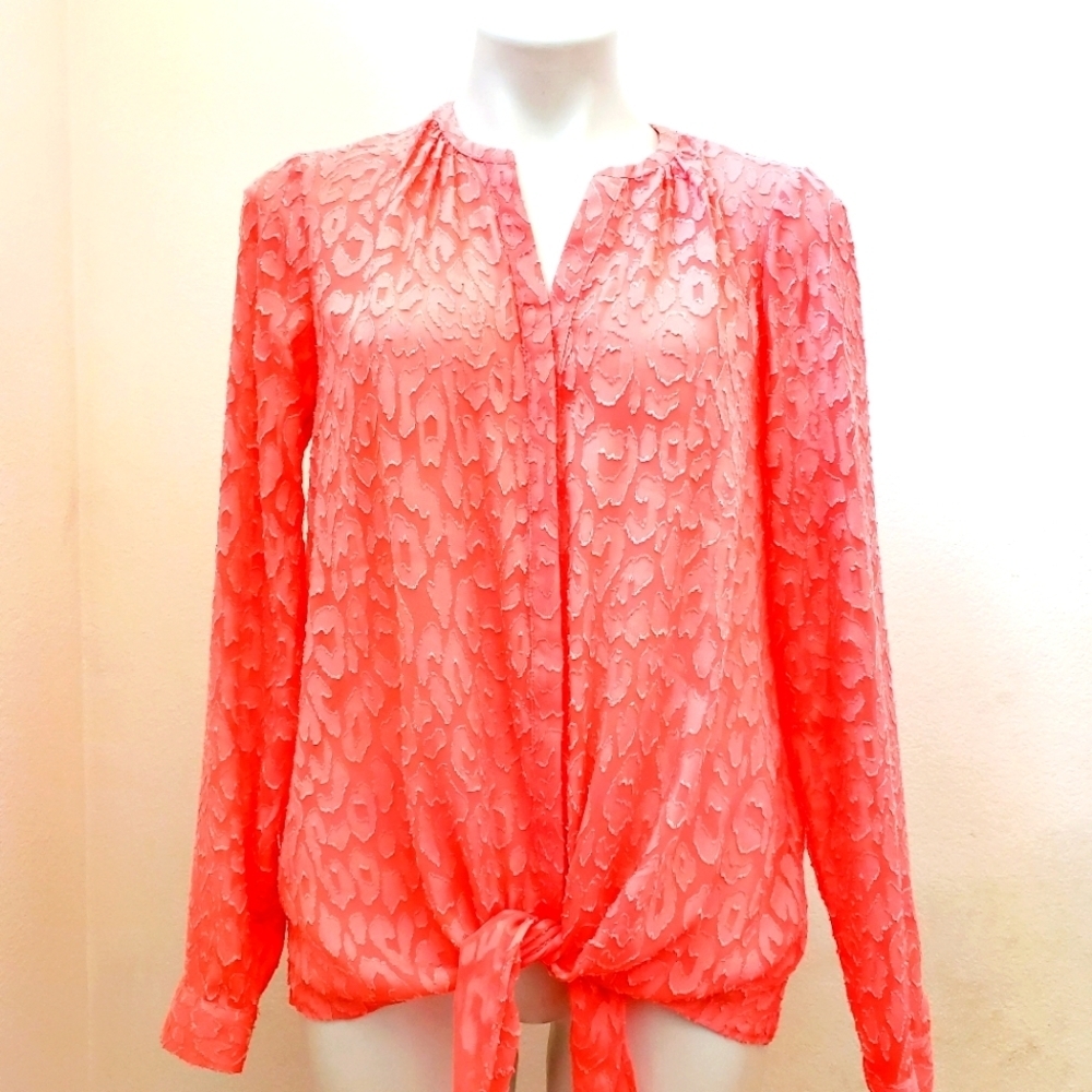 Dana Buchman Women's Pink Tie-Front Blouse Size Medium